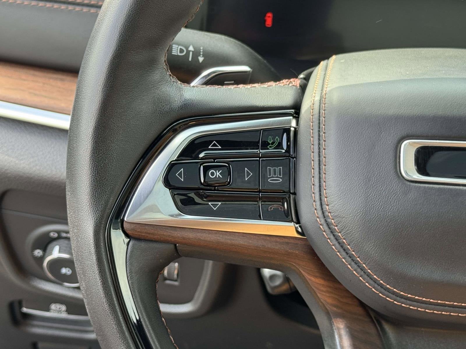 2023 Jeep Grand Cherokee Summit
