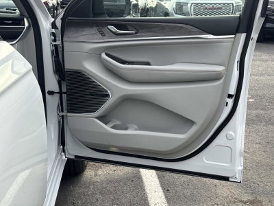 2022 Jeep Grand Cherokee 4xe Overland