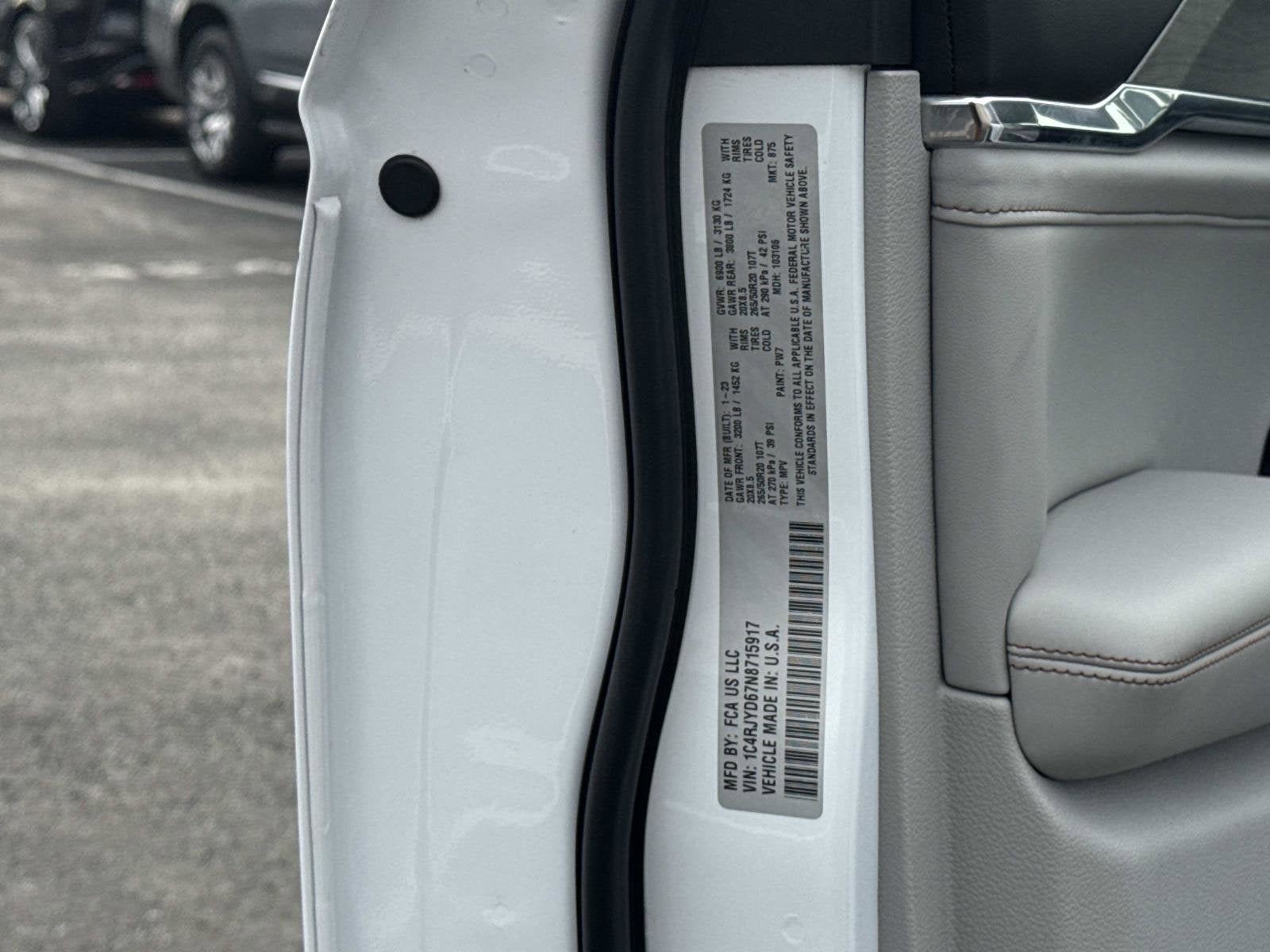 2022 Jeep Grand Cherokee 4xe Overland