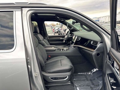 2024 Jeep Grand Wagoneer BASE