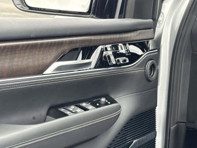 2024 Jeep Grand Wagoneer BASE