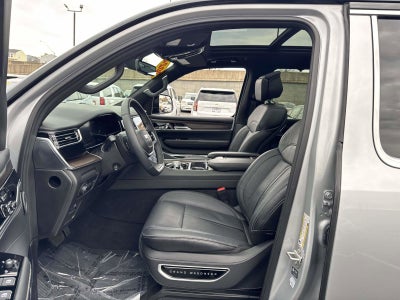 2024 Jeep Grand Wagoneer BASE