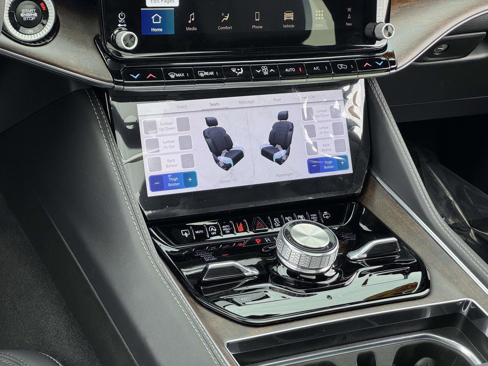 2024 Jeep Grand Wagoneer BASE