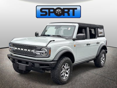 2021 Ford Bronco Base