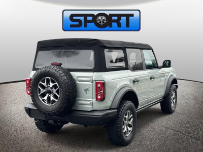 2021 Ford Bronco Base