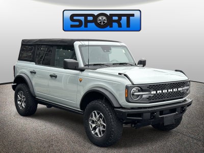 2021 Ford Bronco Base