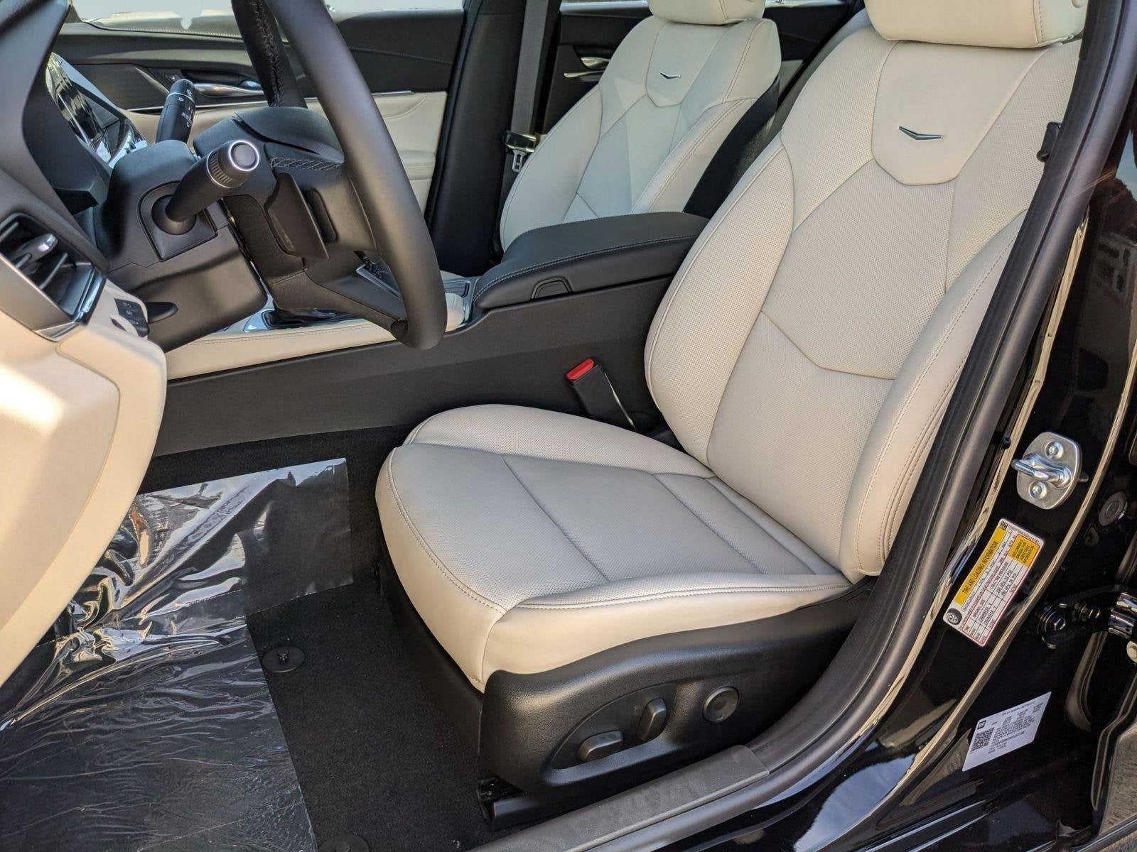 2025 Cadillac CT4 Premium Luxury