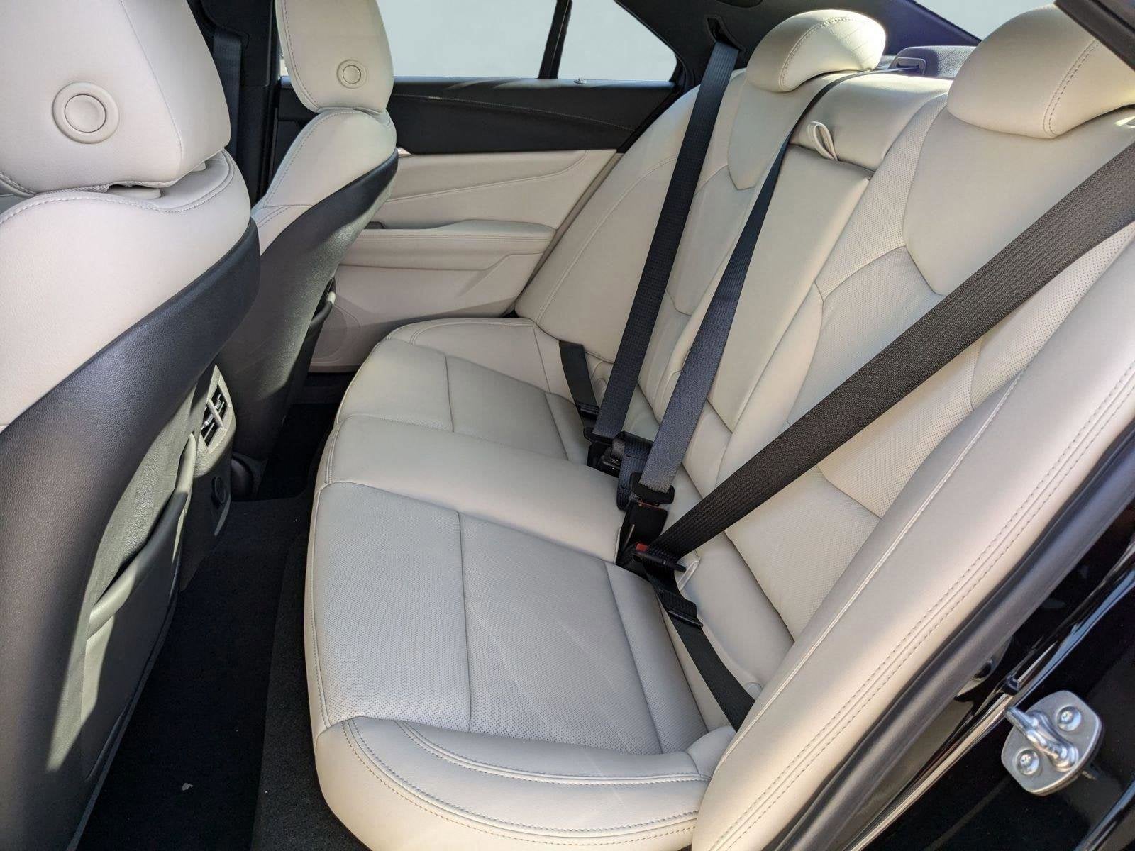 2025 Cadillac CT4 Premium Luxury