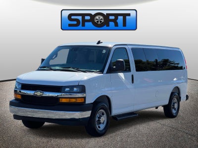 2025 Chevrolet Express Passenger 1LT