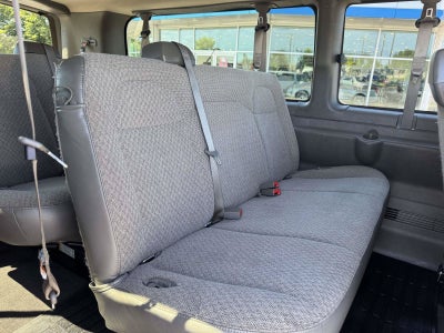 2025 Chevrolet Express Passenger 1LT