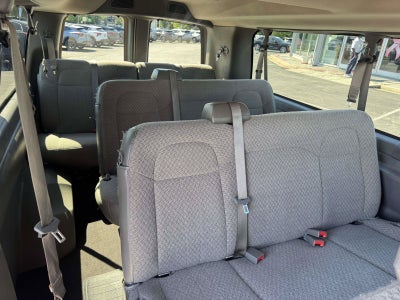 2025 Chevrolet Express Passenger 1LT