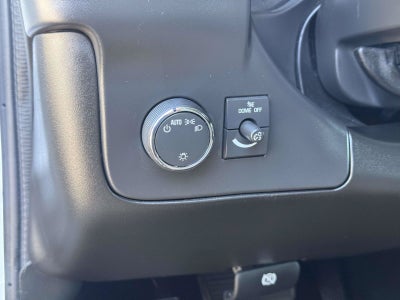 2025 Chevrolet Express Passenger 1LT