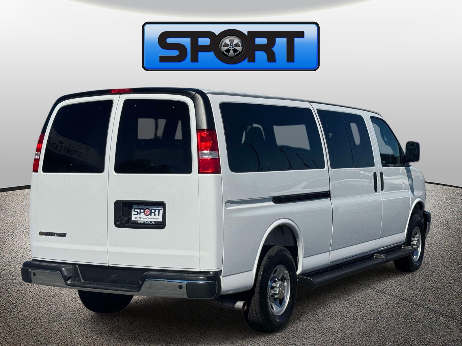2025 Chevrolet Express Passenger 1LT