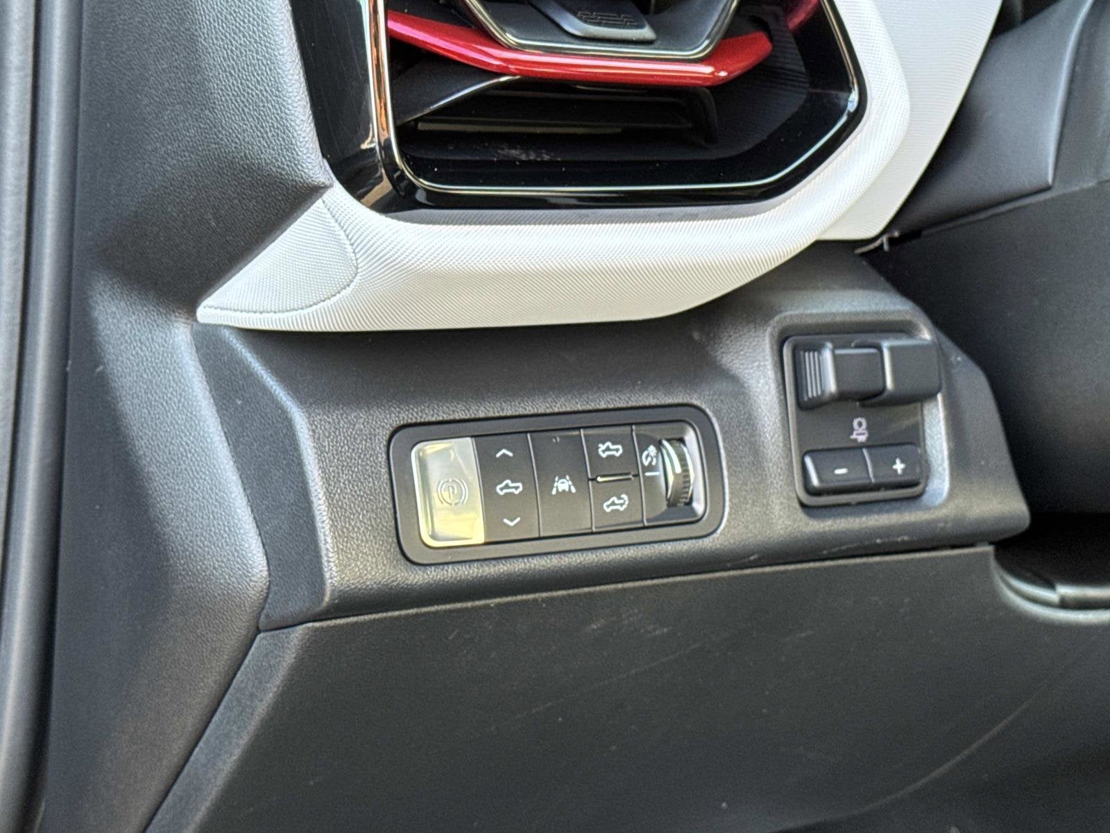 2025 Chevrolet Silverado EV RST - Max Range