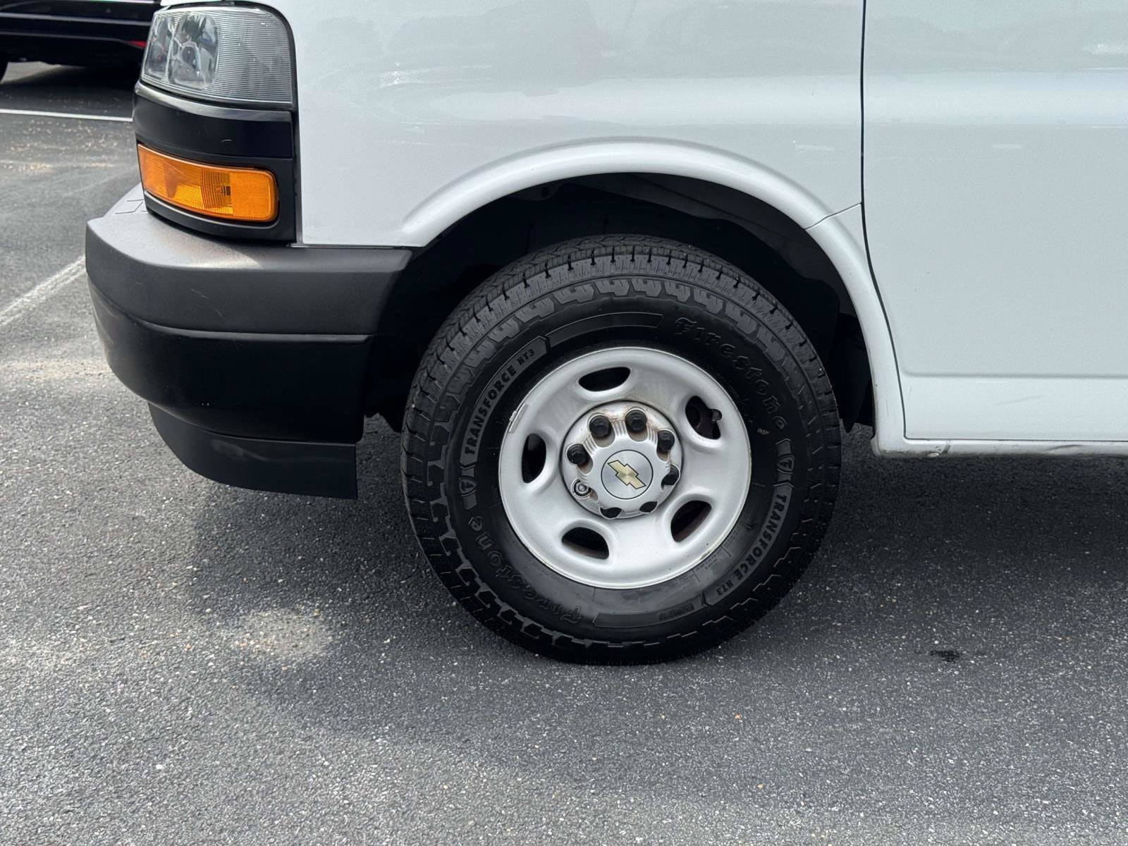 2024 Chevrolet Express Cargo 2500 WT