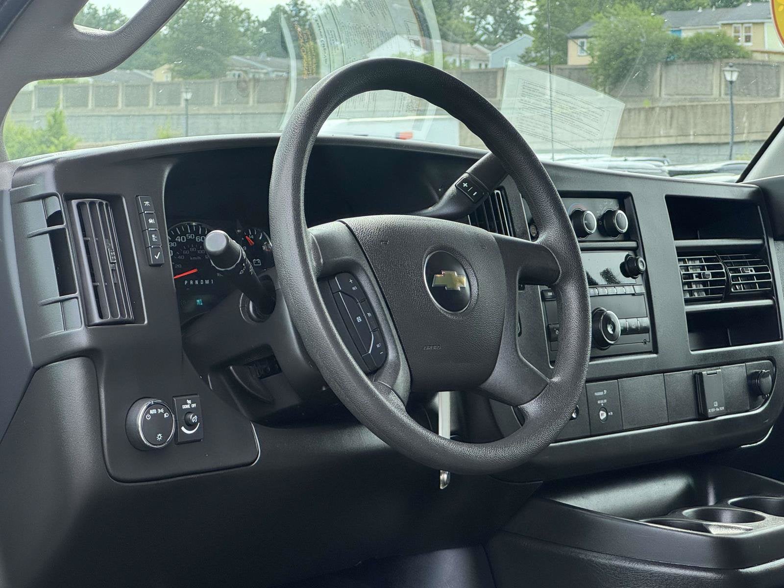 2024 Chevrolet Express Cargo 2500 WT