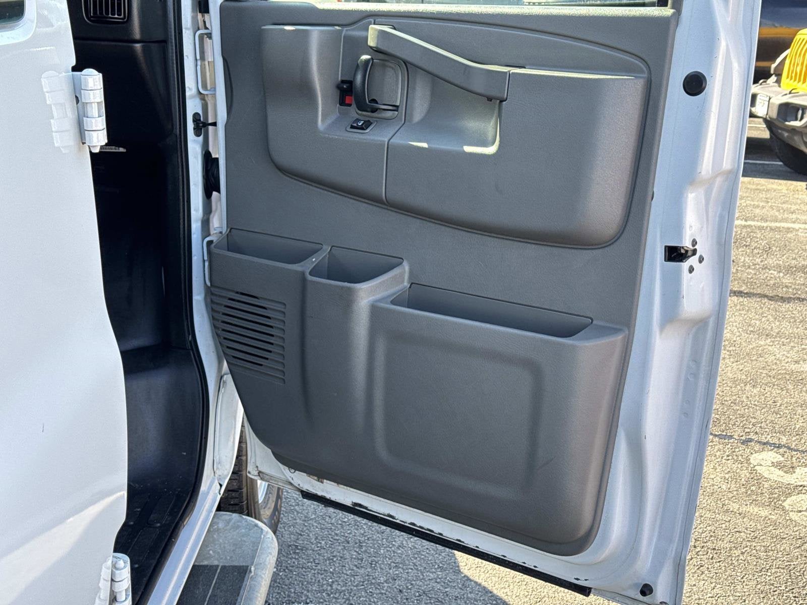 2020 Chevrolet Express Cargo 2500 WT