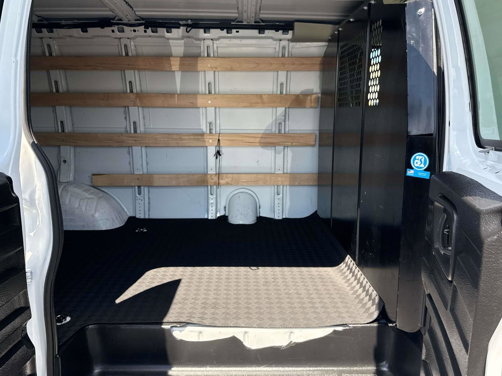 2024 Chevrolet Express Cargo 2500 WT