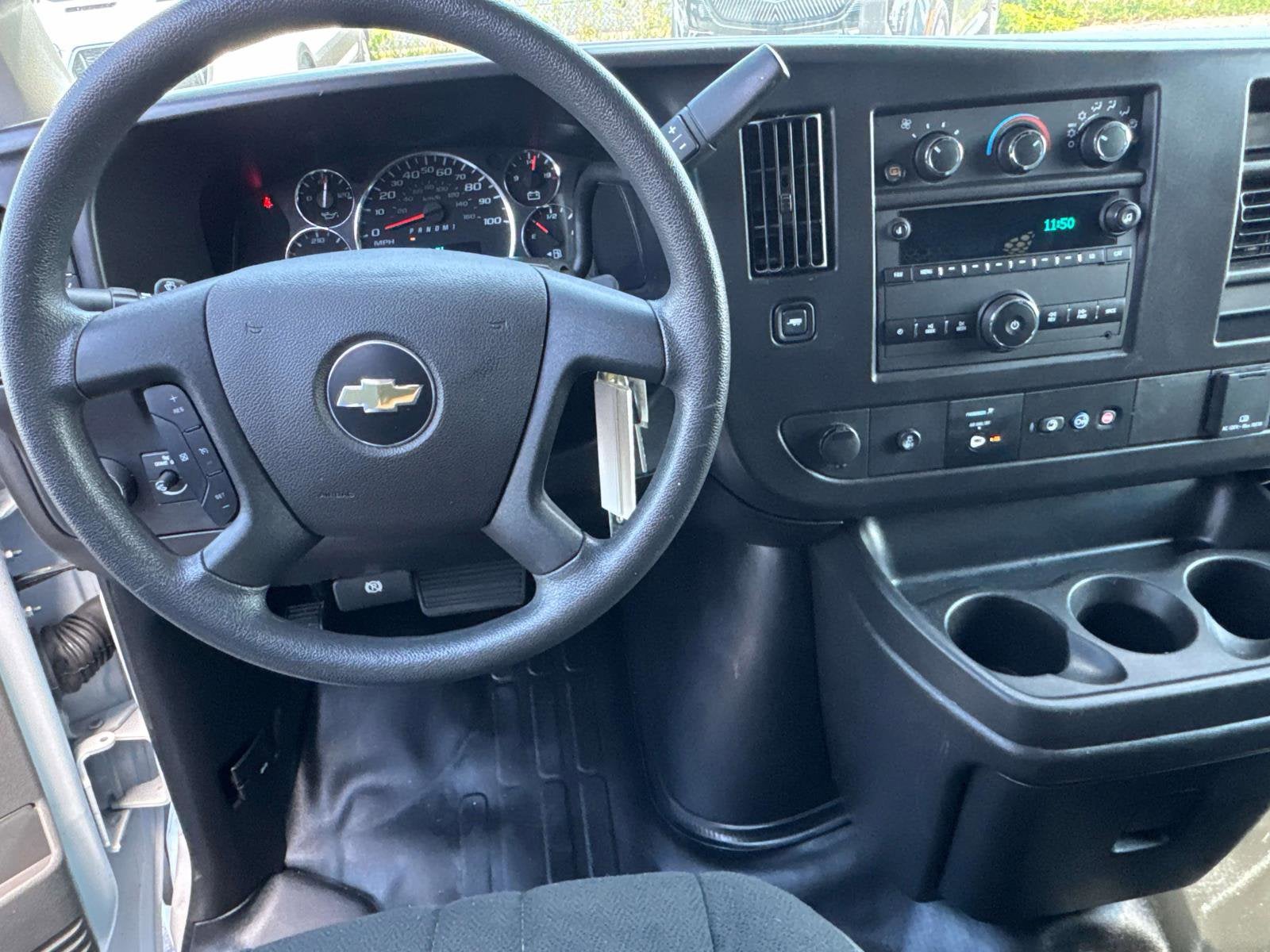 2024 Chevrolet Express Cargo 2500 WT
