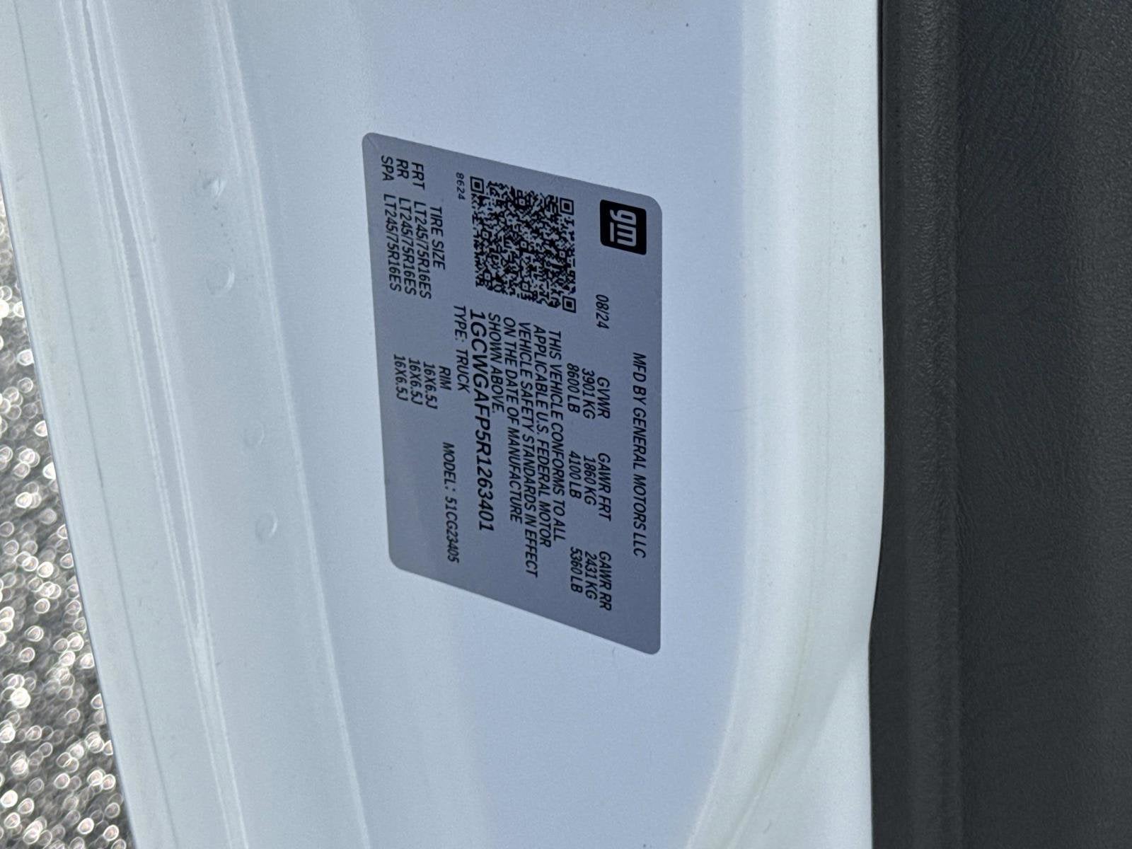 2024 Chevrolet Express Cargo 2500 WT