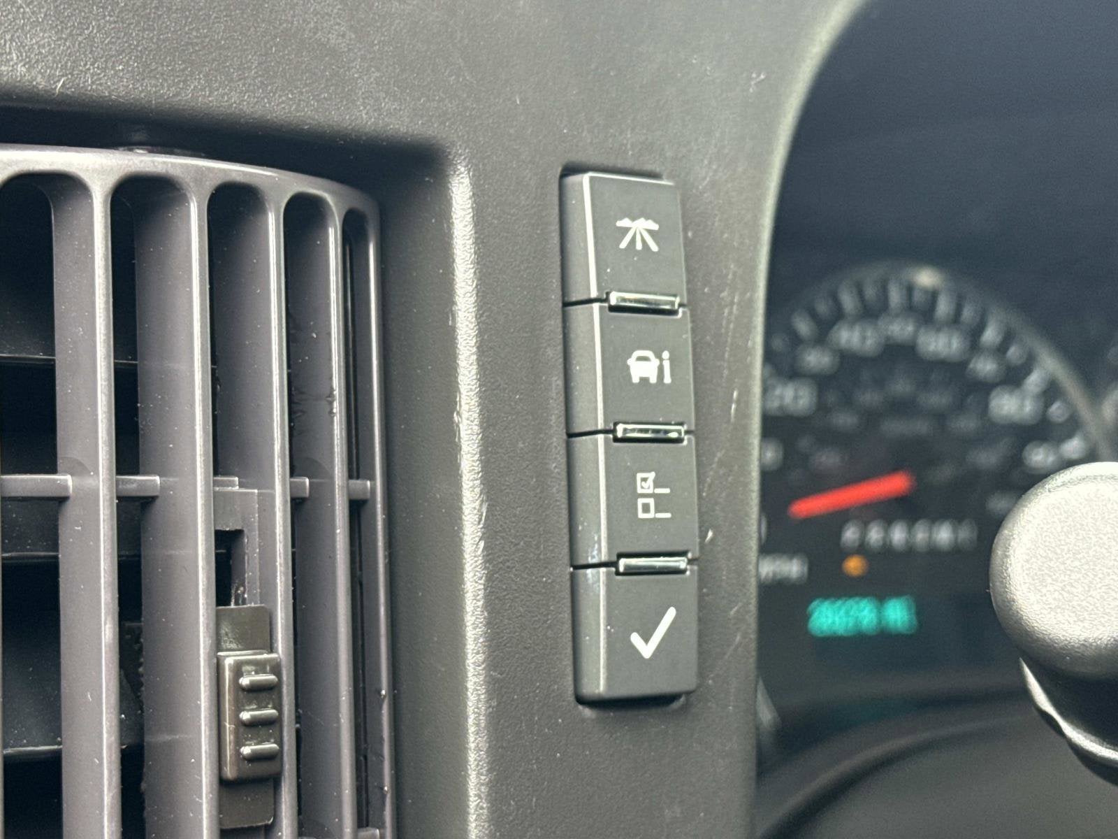 2023 Chevrolet Express Cargo 2500 WT