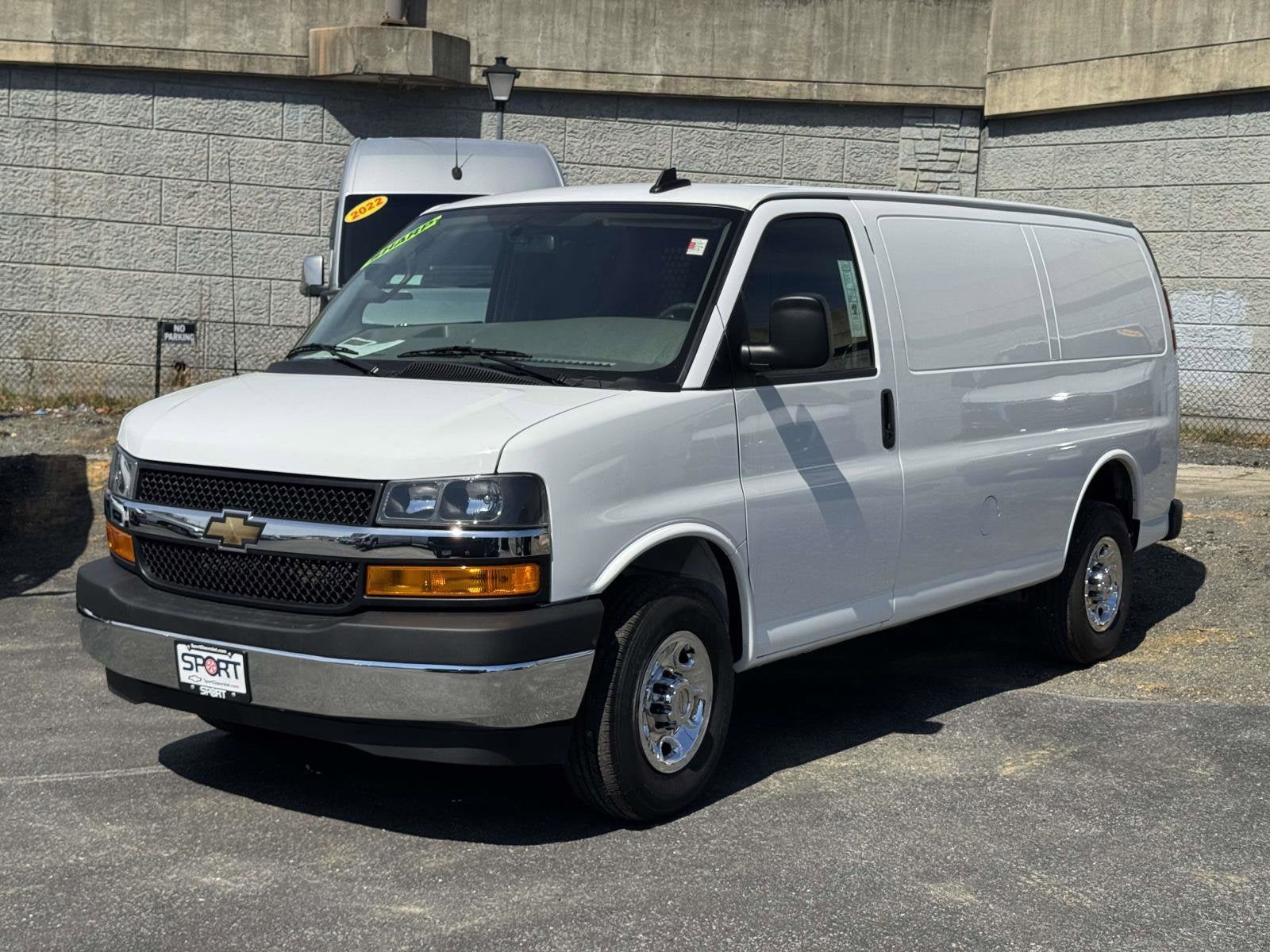 2024 Chevrolet Express Cargo 2500 WT