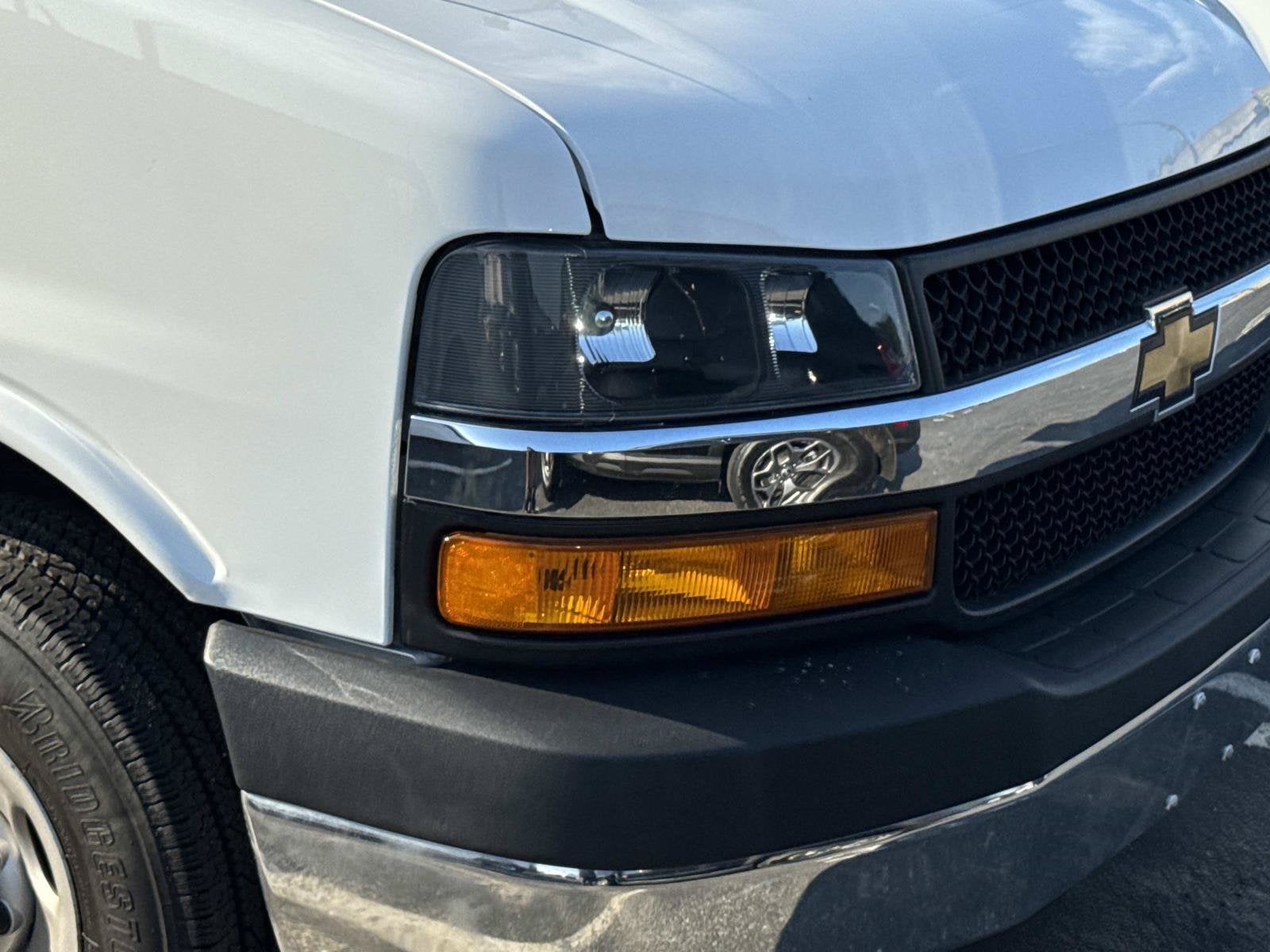 2024 Chevrolet Express Cargo 2500 WT