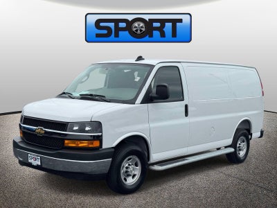 2025 Chevrolet Express Cargo WT