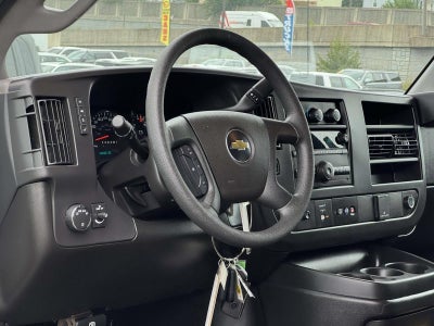 2025 Chevrolet Express Cargo WT