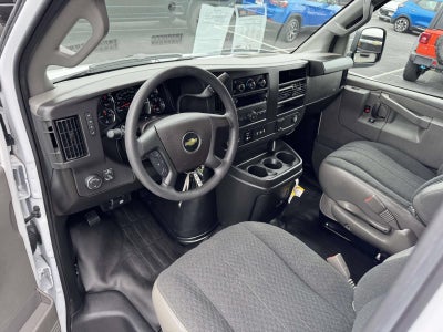 2025 Chevrolet Express Cargo WT