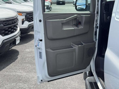 2025 Chevrolet Express Cargo WT