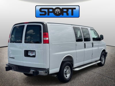 2025 Chevrolet Express Cargo WT