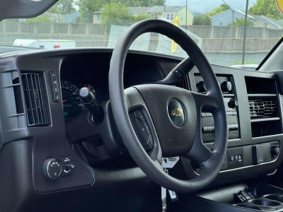 2025 Chevrolet Express Cargo WT