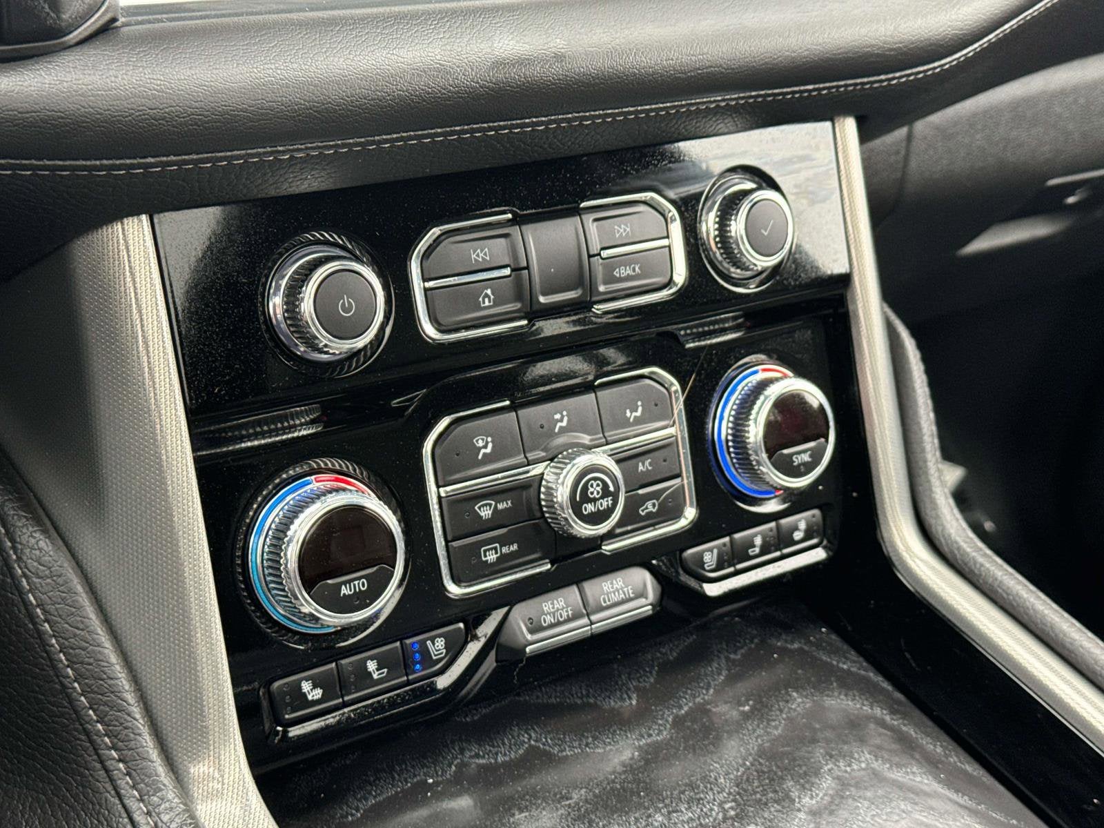 2022 GMC Yukon Denali