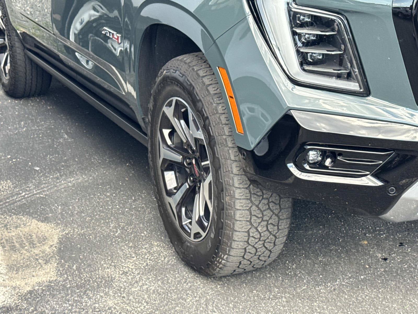 2025 GMC Yukon XL AT4 Ultimate