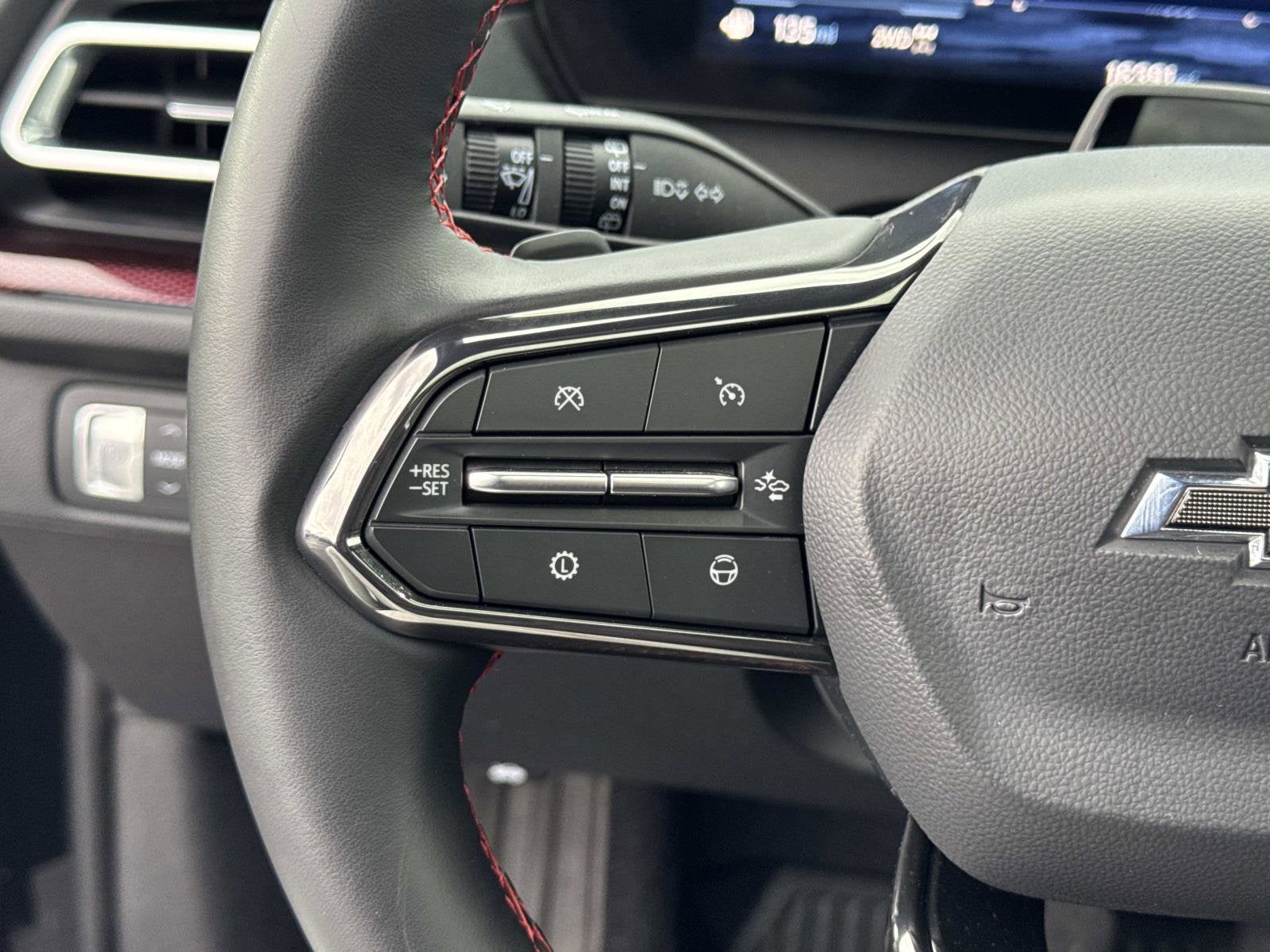 2025 Chevrolet Traverse RS