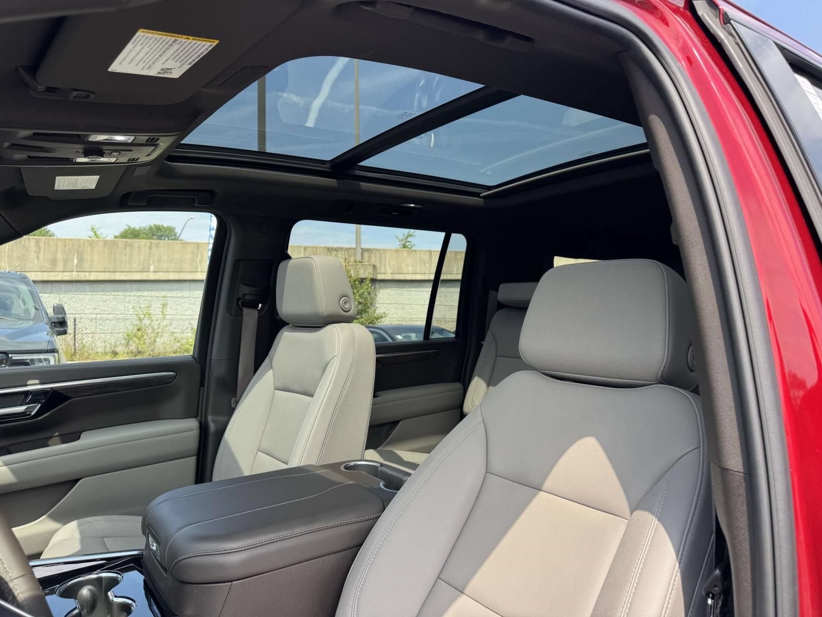 2025 Chevrolet Suburban Z71