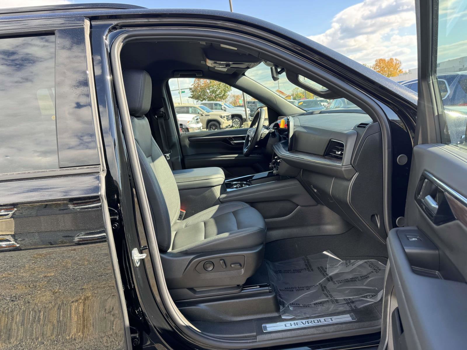 2025 Chevrolet Suburban Z71