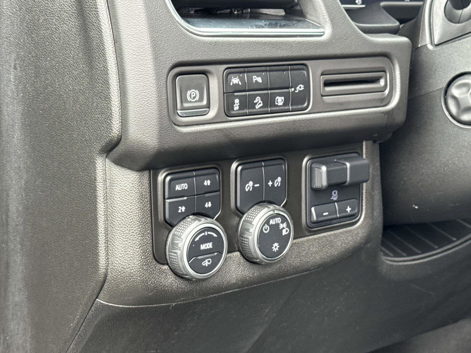 2022 Chevrolet Suburban Z71