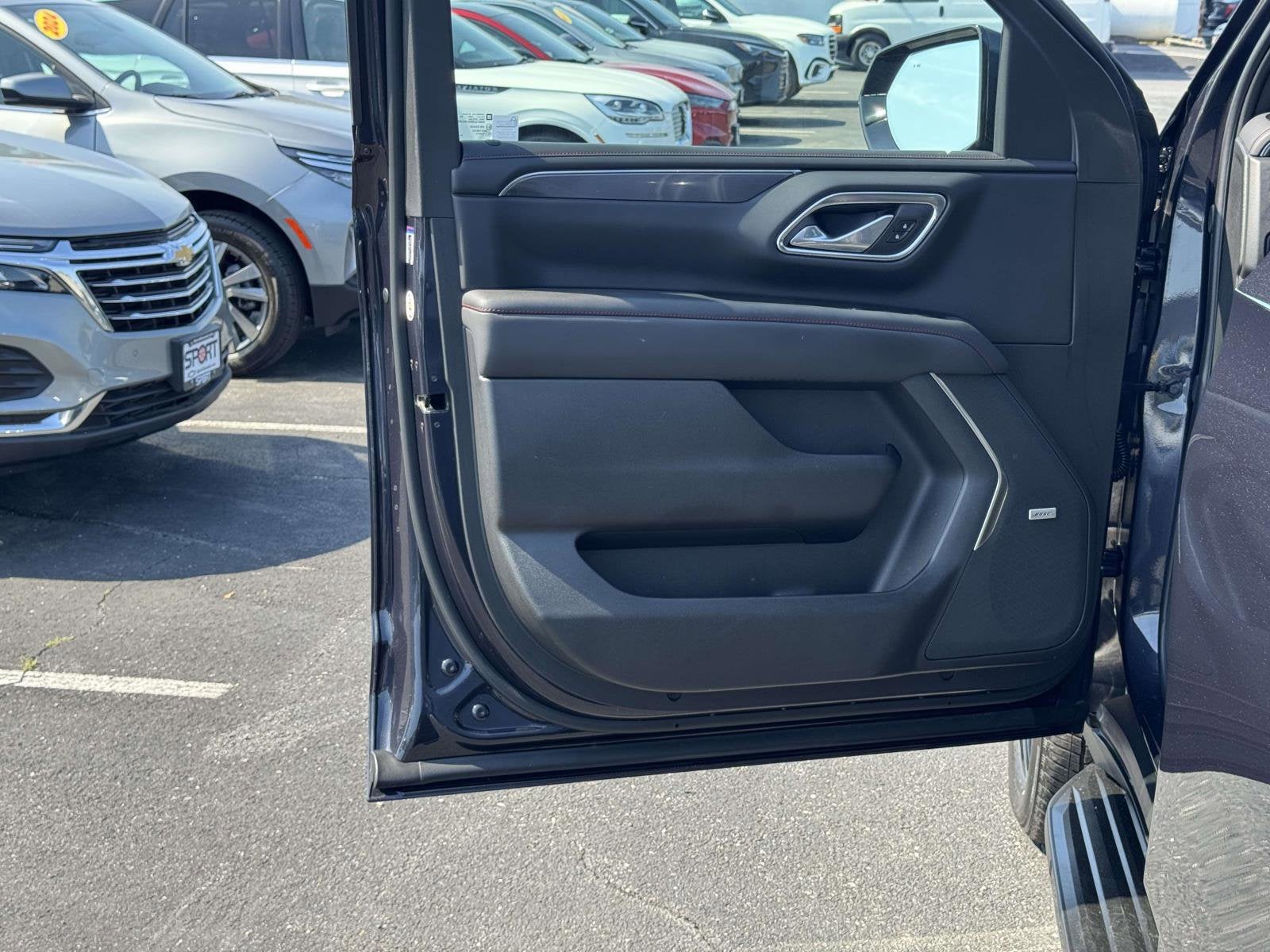 2024 Chevrolet Suburban RST