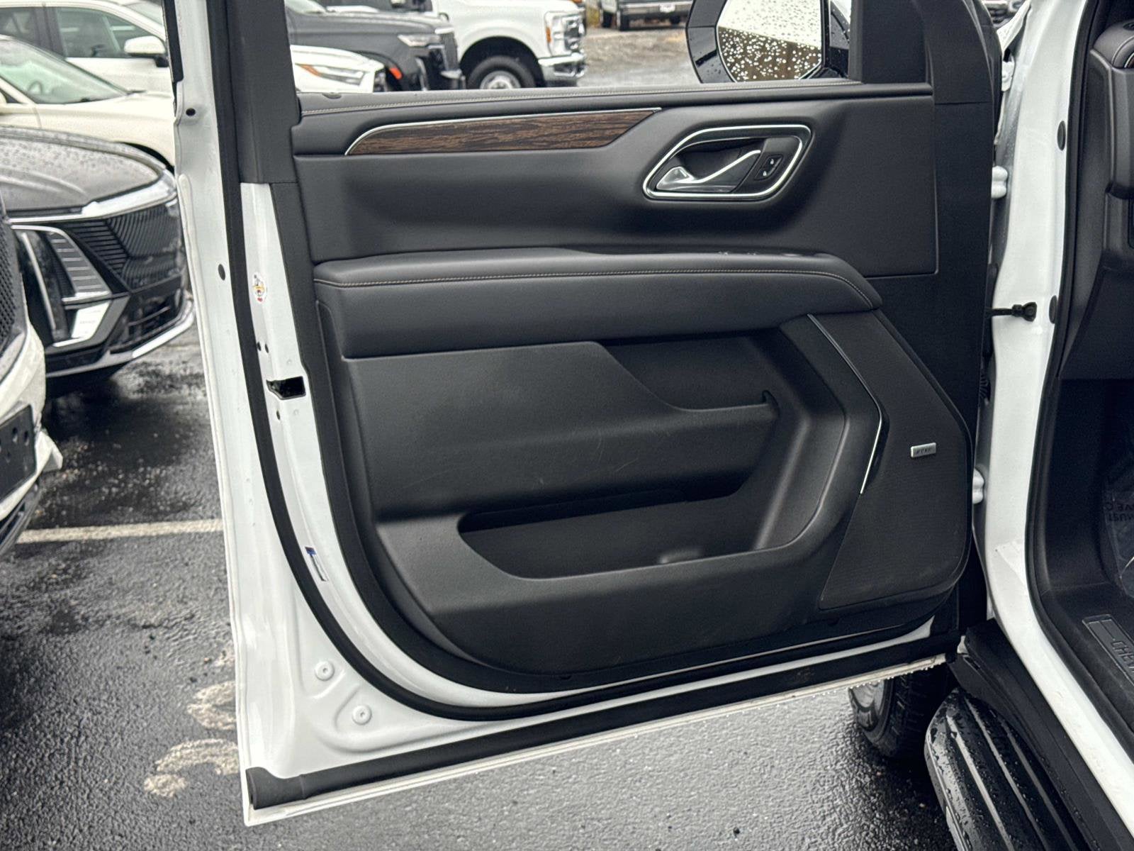 2024 Chevrolet Suburban Premier