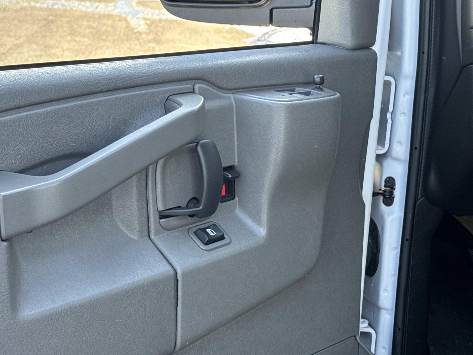 2024 GMC Savana Cargo 2500 Work Van