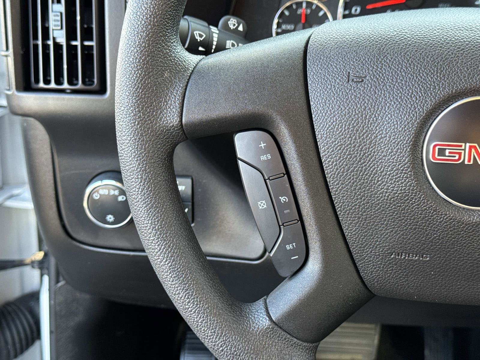 2024 GMC Savana Cargo 2500 Work Van