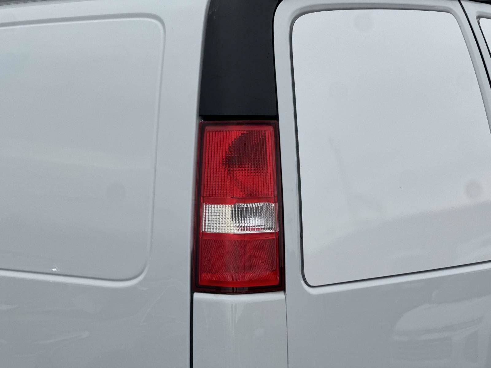 2024 GMC Savana Cargo 2500 Work Van