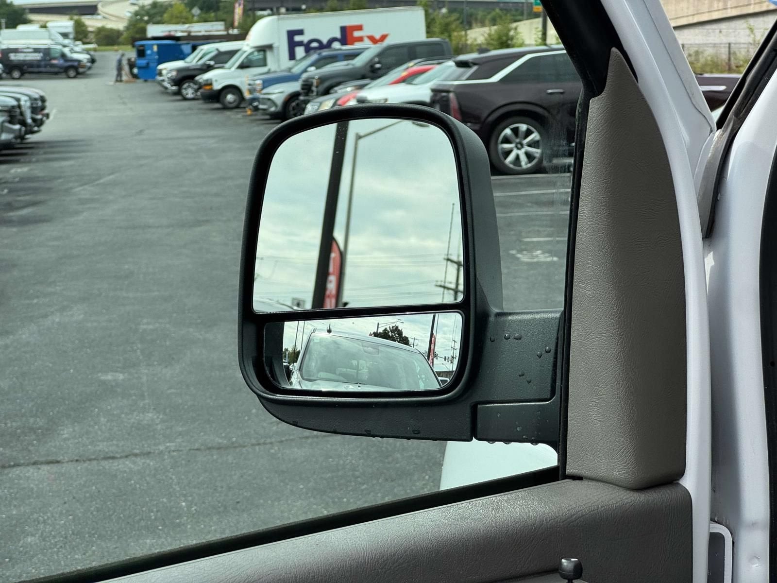 2024 GMC Savana Cargo 2500 Work Van
