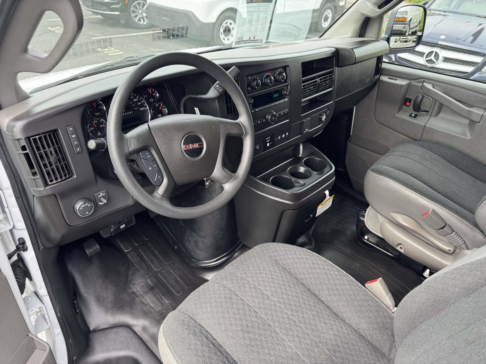 2024 GMC Savana Cargo 2500 Work Van
