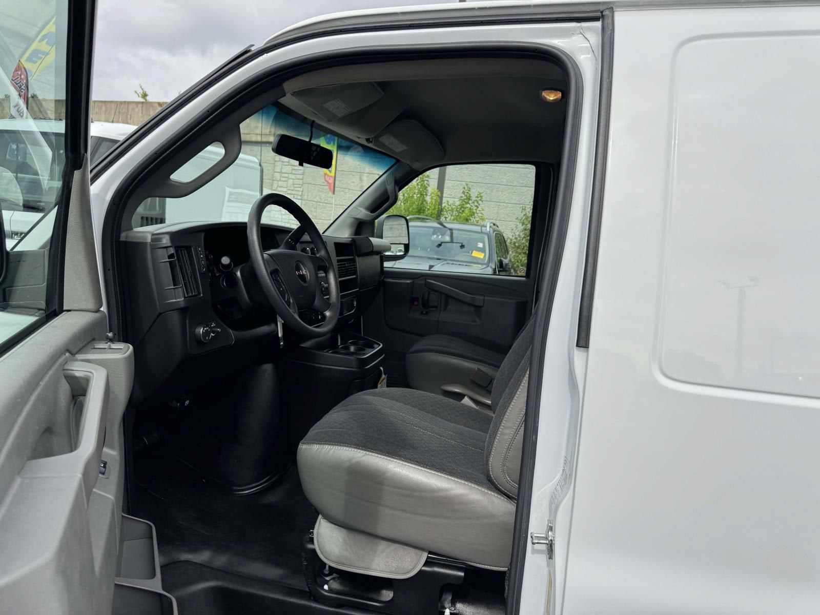 2024 GMC Savana Cargo 2500 Work Van
