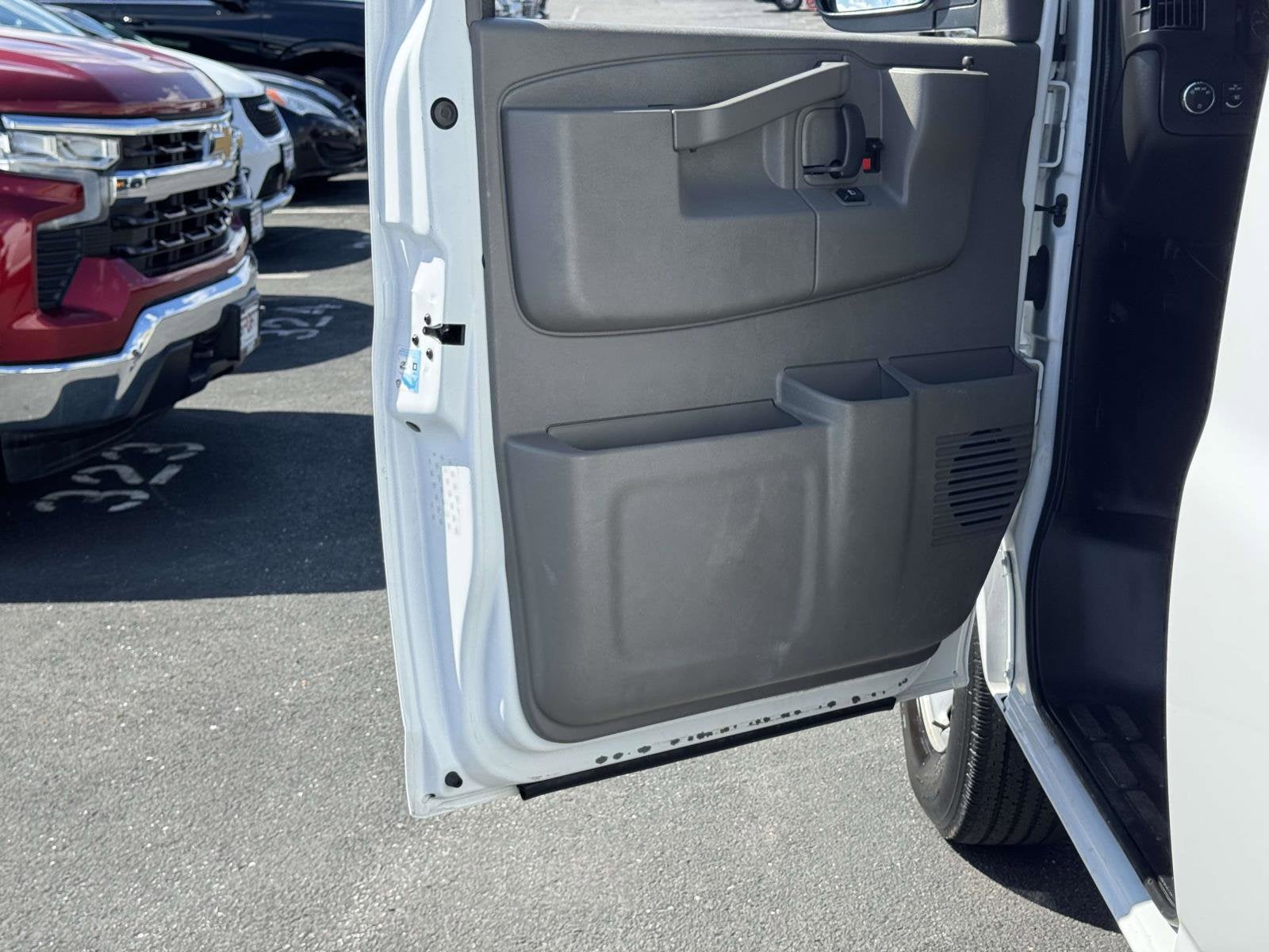 2021 GMC Savana Cargo 2500 Work Van