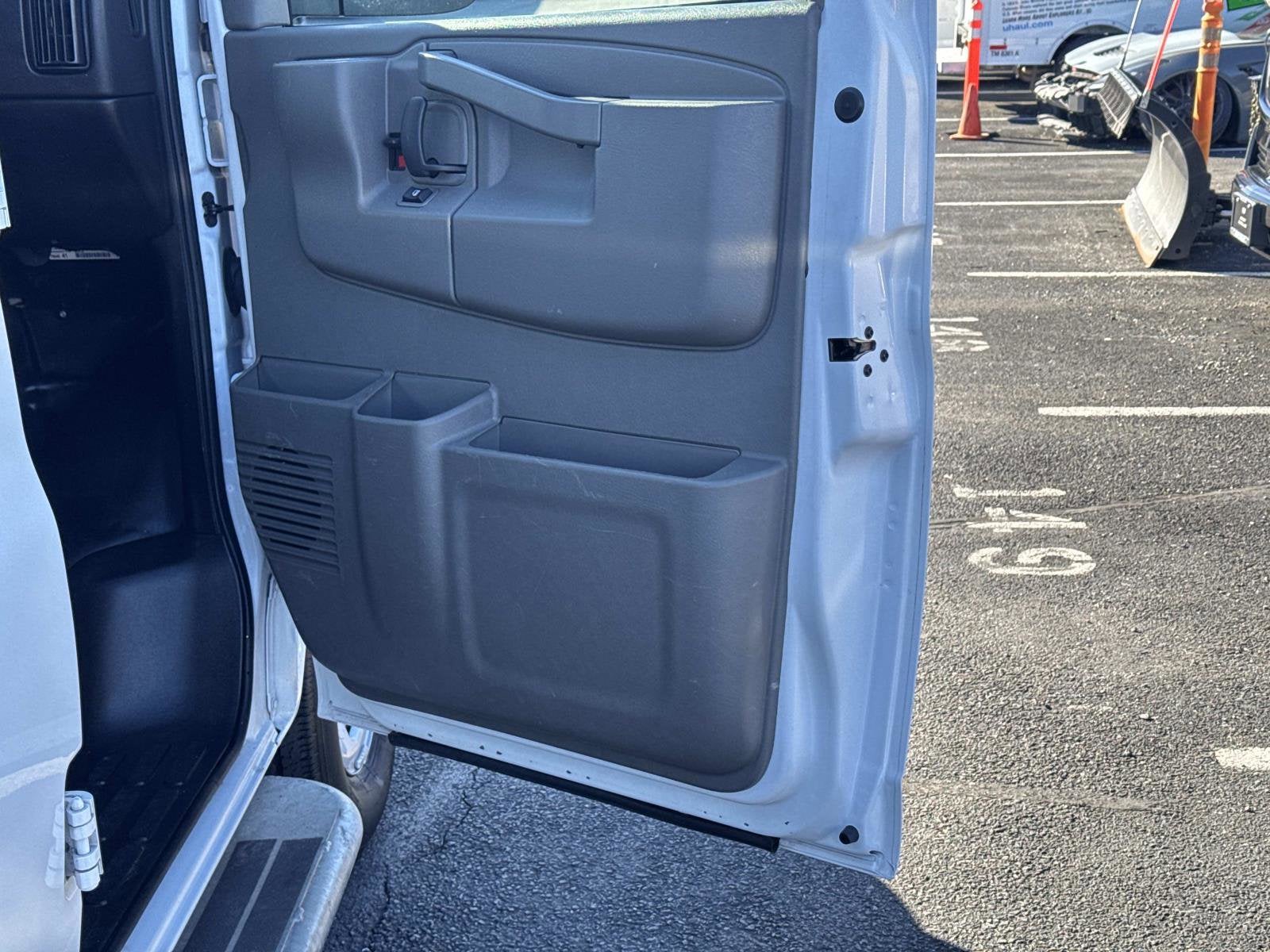 2024 GMC Savana Cargo 2500 Work Van