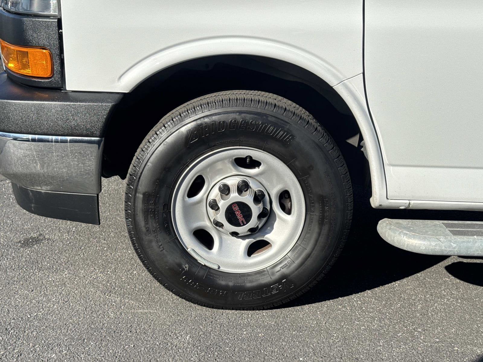 2024 GMC Savana Cargo 2500 Work Van